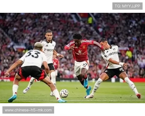 英超场均传球次数降至十年新低，直接打法回归