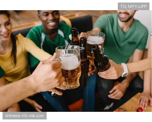 一项针对业余足球爱好者的调查显示，超过六成受访者会关注职业比赛的防守数据